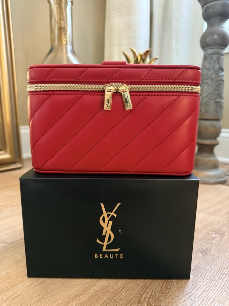 Ysl Beauty Vanity Gift 2025