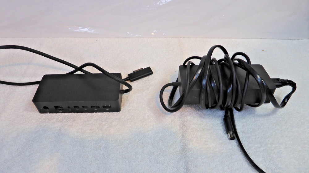 Microsoft Surface Dock Model 1661