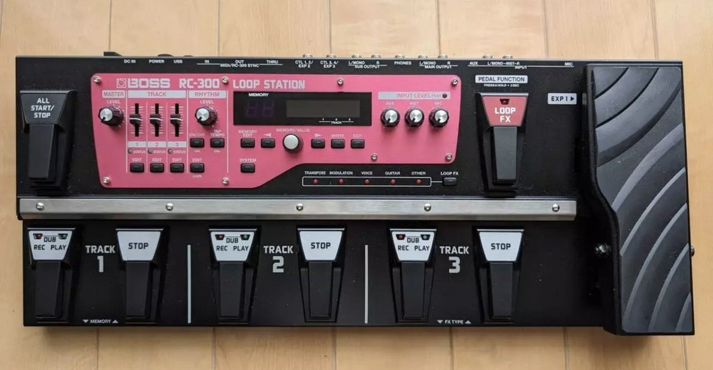 BOSS RC-300 Loop Station Guitar Multi-Effects Pedal