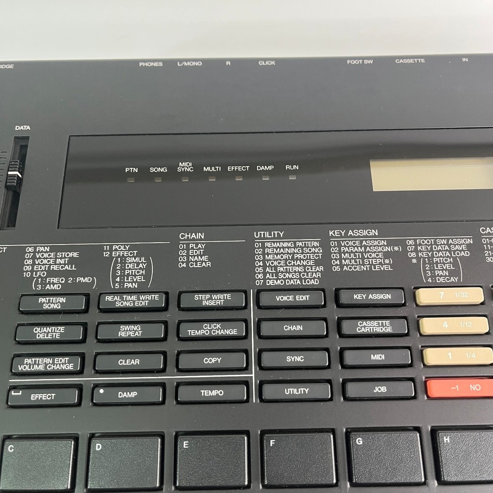 Yamaha RX7 Drum Machine Rhythm Machine [Power-on test confirmed, No Battery]