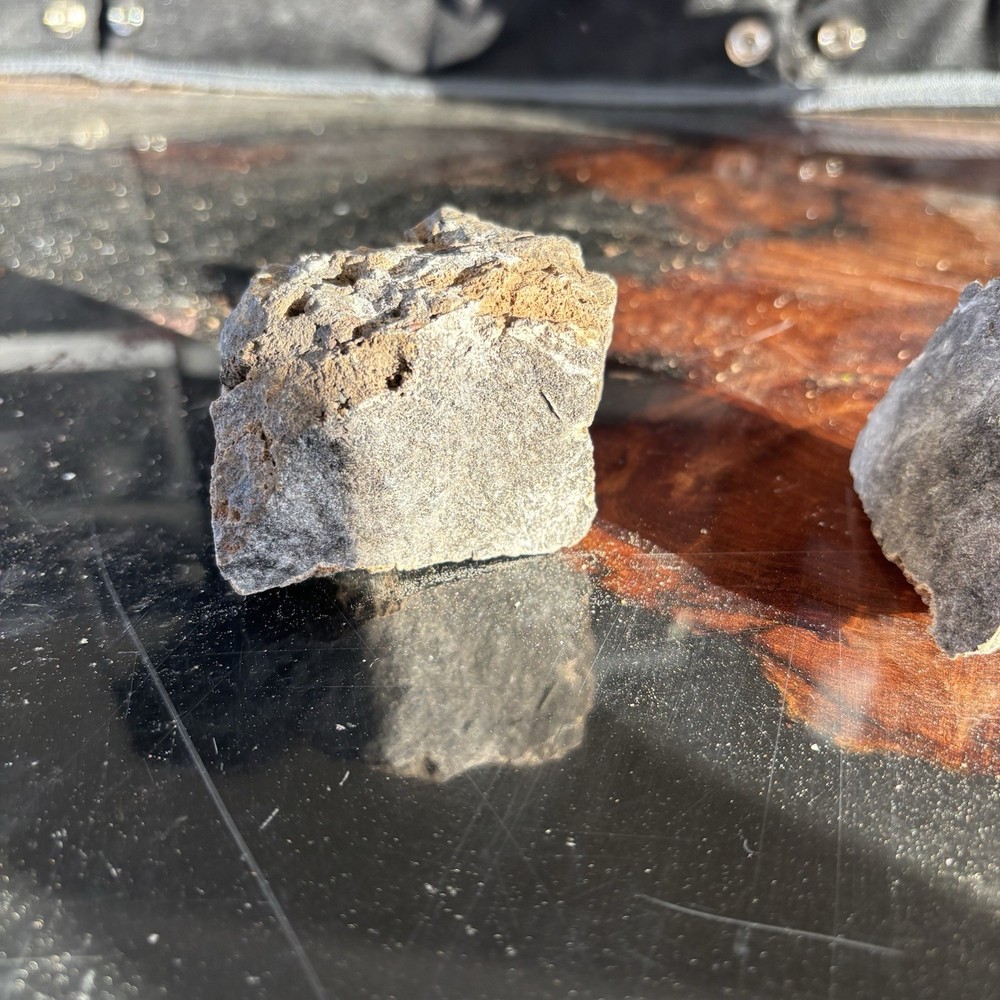 az silver ore .6 lbs (280g)