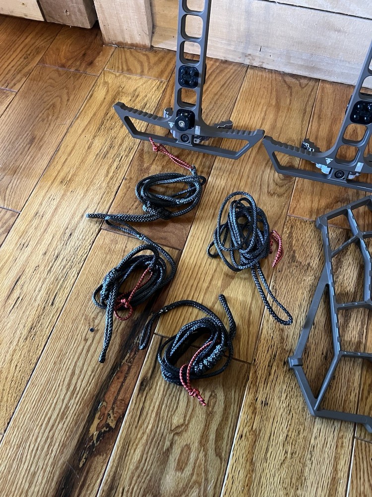Trophyline Hyperlite - Sticks (4 Pack) And Stand - Has Accessories