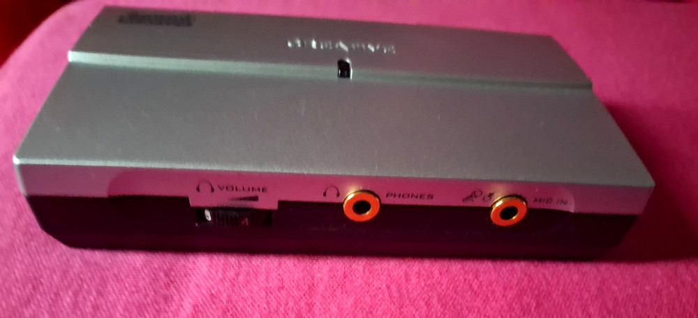 Creative Labs External Sound Blaster Model SB0270 w USB Aux Cable G2U