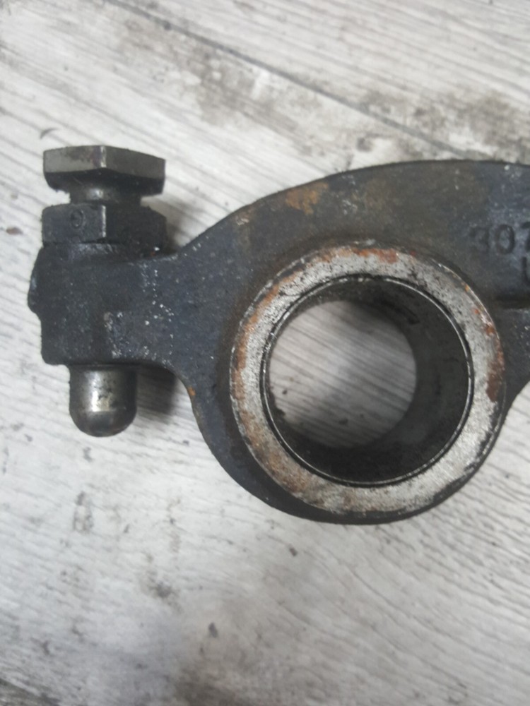 CUMMINS ROCKER ARMS 3073303