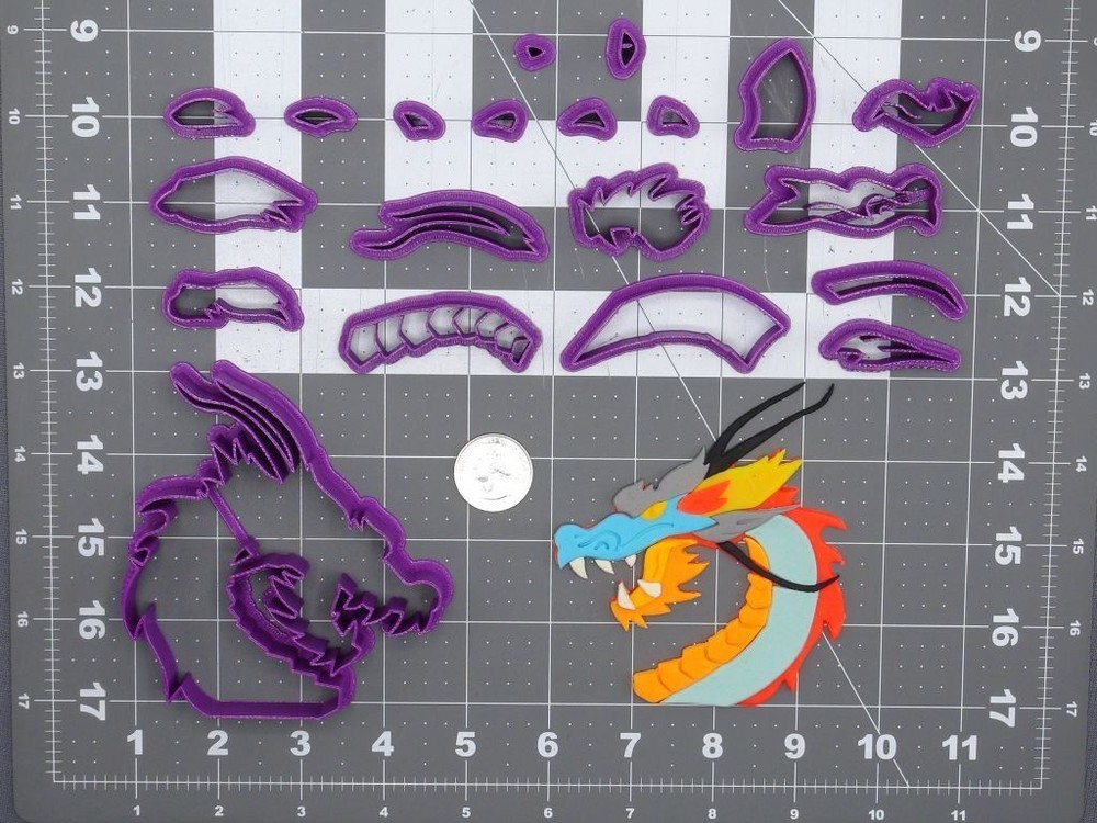 Dragon 266-D651 Cookie Cutter Set