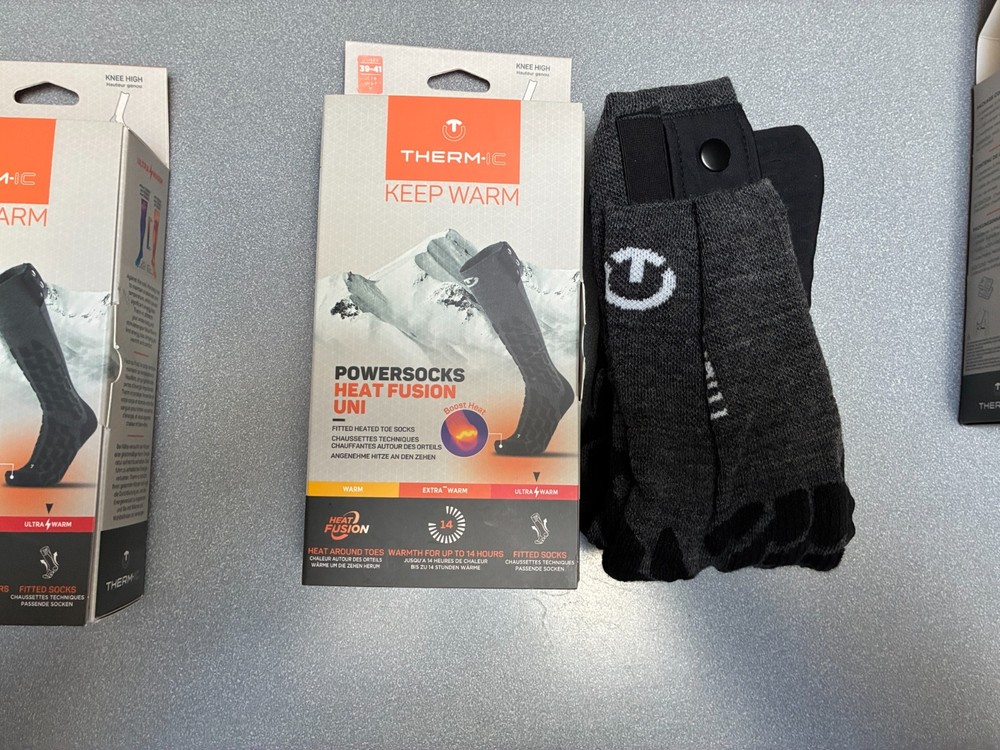 Therm-ic Bundle - Two heated ski socks + batteries