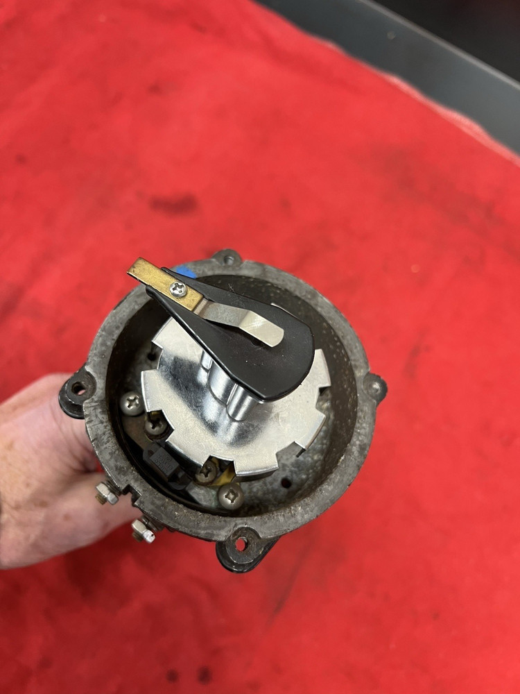 MERCRUISER THUNDERBOLT IV V8 DISTRIBUTOR