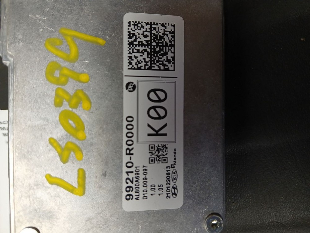 2022 Kia Carnival Windshield Mounted Camera/Projector 3045116