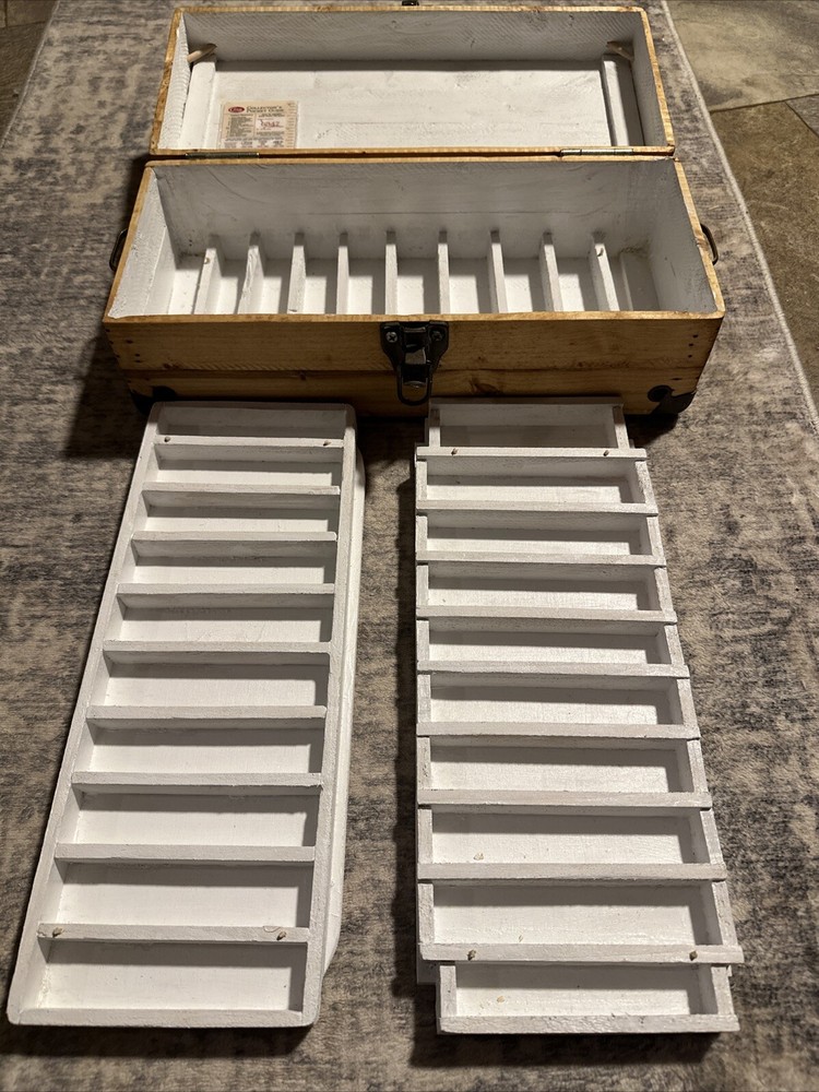 pocket knife storage case