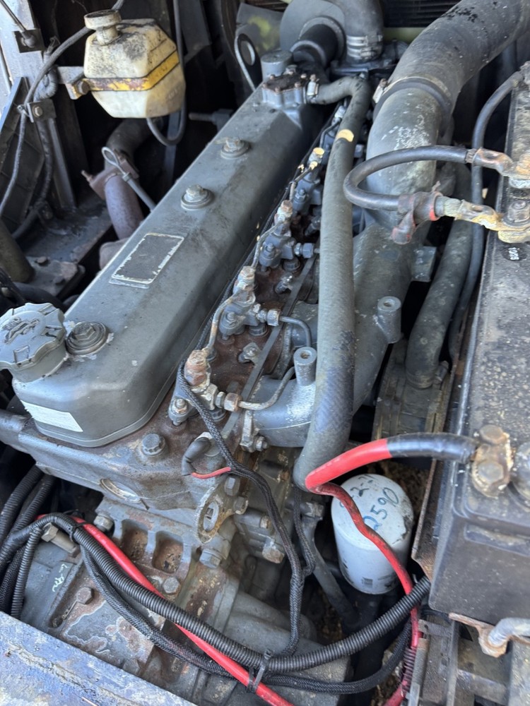 Doosan DB585 Diesel Engine - Running, Take Out.