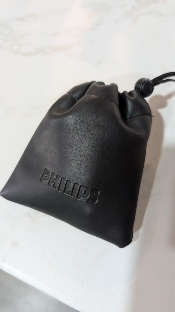 Philips EXP2561 Portable CD Player Silver Blue DBB Shock Protection Programmable