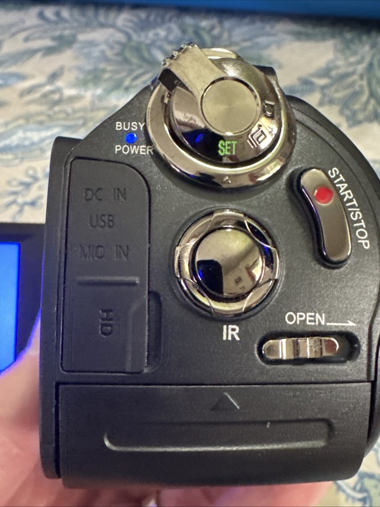 -GHOSTS HUNTING -Advanced Starter Set With Carrie Case ￼