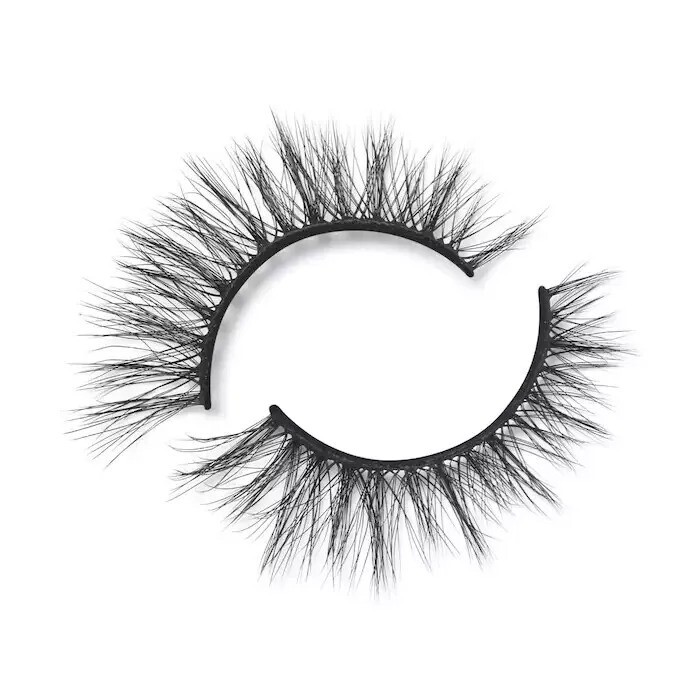 Lilly Lashes Stylestunner SELF-ADHESIVE Natural Volume + Medium Opened Box