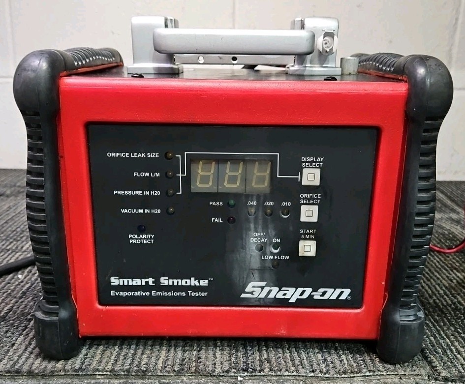 Snap-On Tools EELD500 Smart Smoke Evaporative Emissions Tester - TOOL ONLY