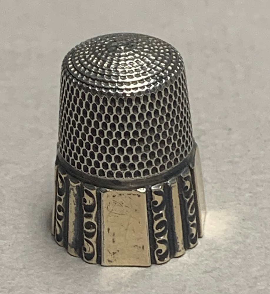 Sterling Silver Thimble, 8 Panel Simon Bros, Size 9, No Monogram