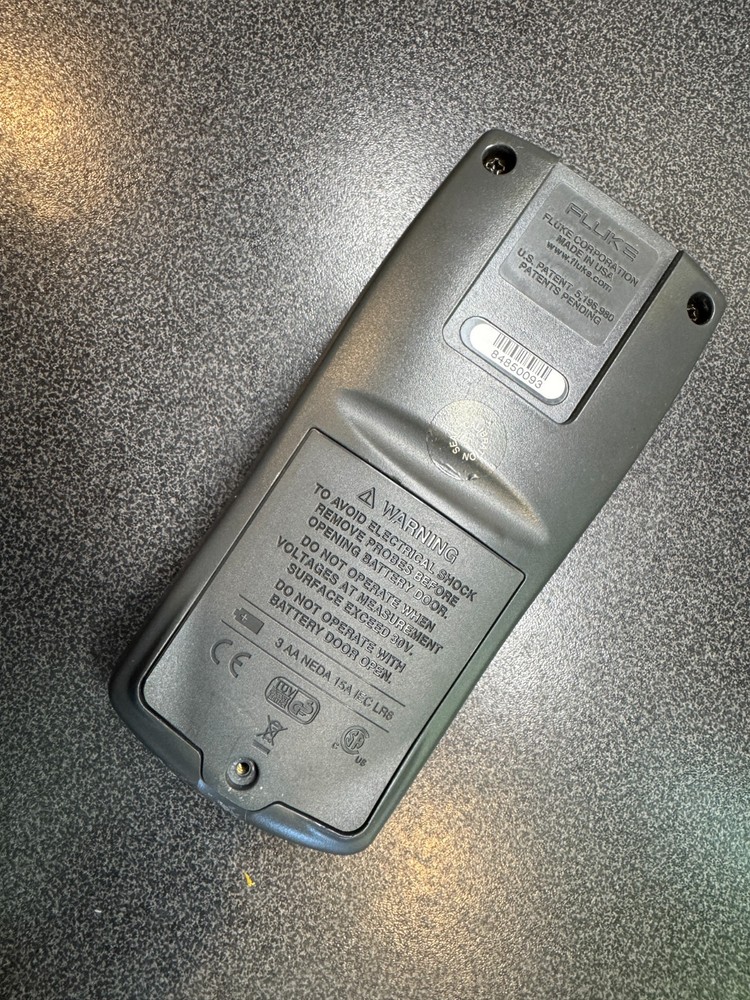 Fluke 52 II dual input digital thermometer- Not Working