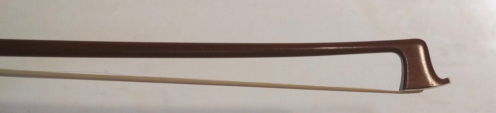 Robert M. Ernst Violin Bow, Round Pernambuco, Handmade, Germany