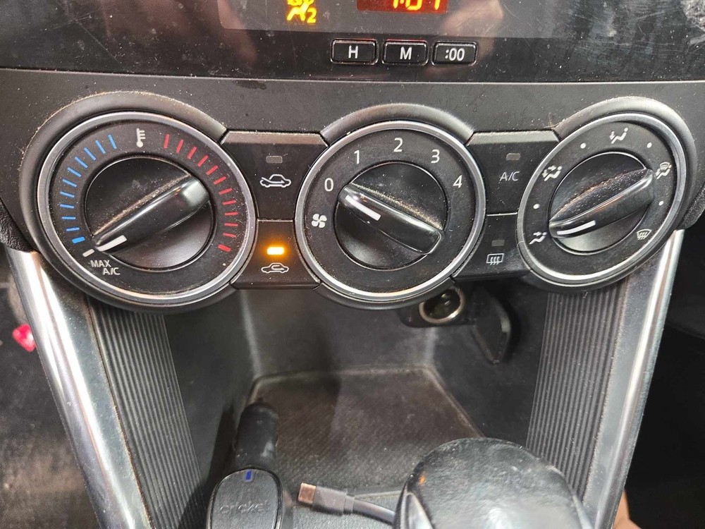 Used A/C Selector Switch fits: 2014 Mazda CX-5 manual control Grade A