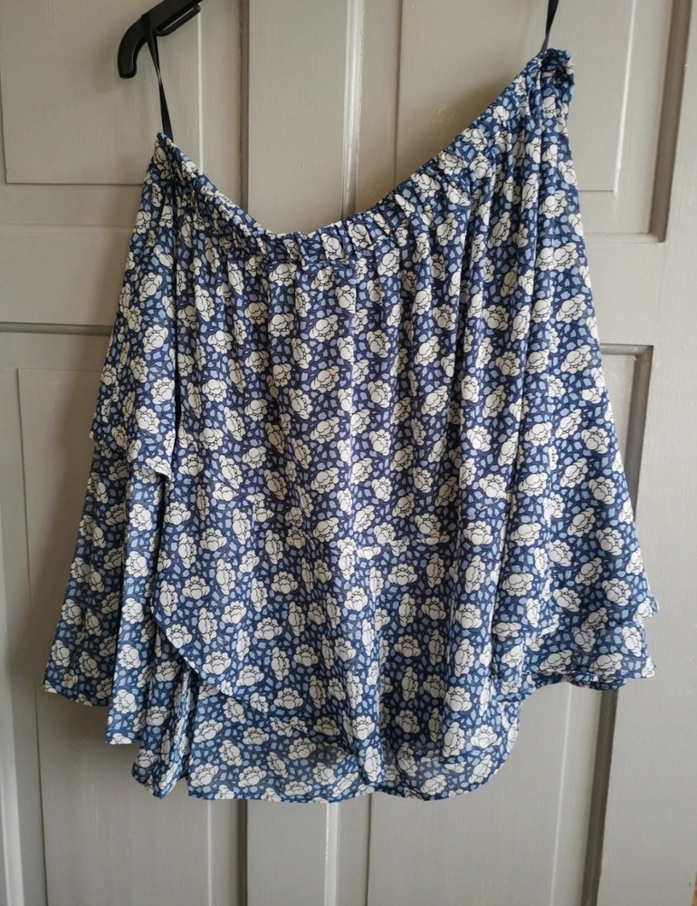 Flowery Short Skirt