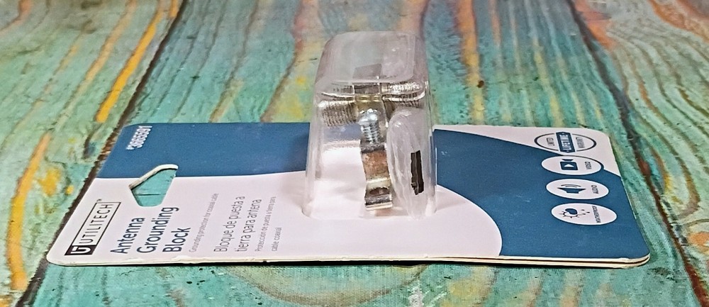 Utilitech Antenna Grounding Block #3665591 - NEW
