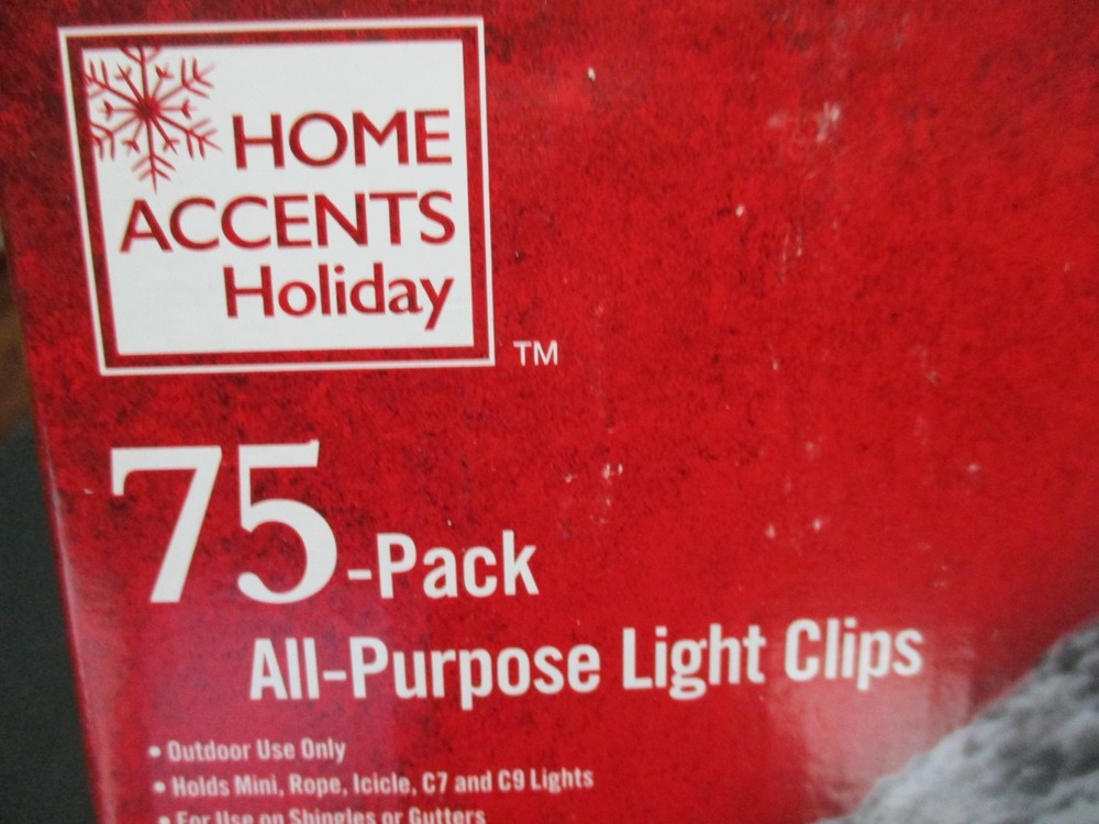 2 pack Home Accents Holiday 75 per Pack All Purpose Gutter Light Clips New