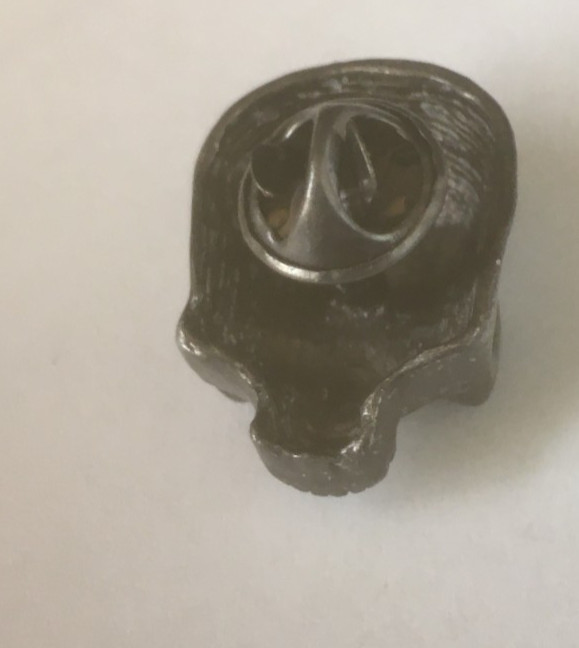 Skull pin badge#3c