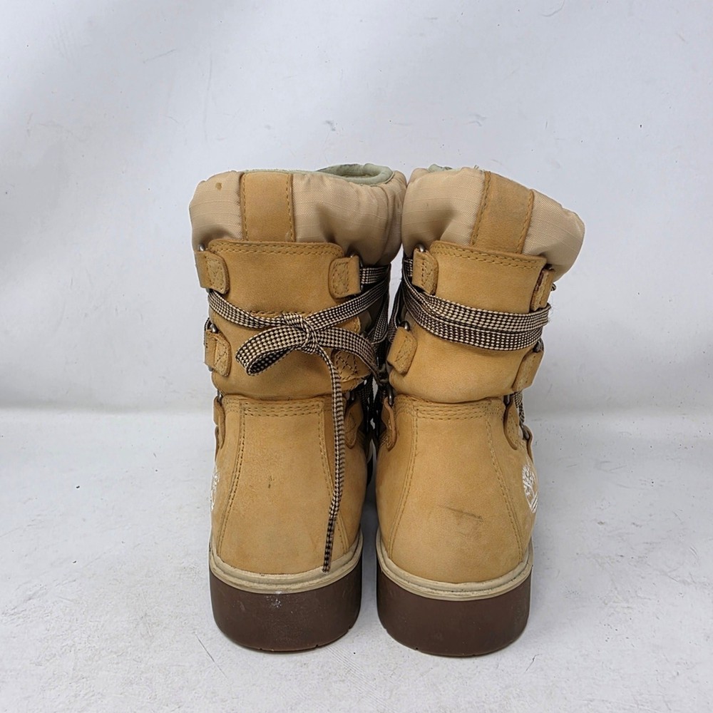 Timberland Women's Tan Boots Size 7