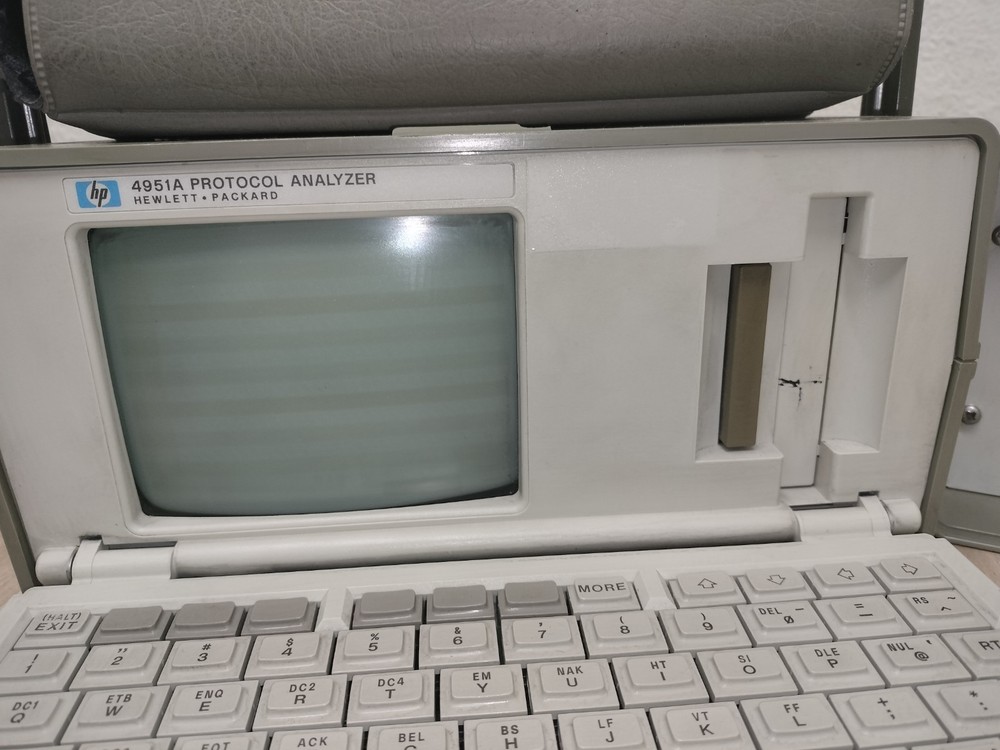 HP Hewlett Packard 4951C Protocol Analyzer HP 18180A Interface w/ Accessories
