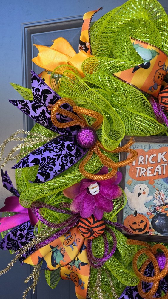 Vintage Halloween Wreath
