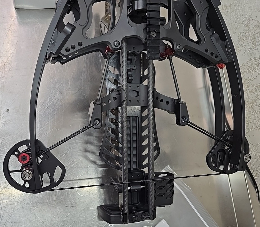 Axe Crossbows AX405 Crossbow Package w/ Scope