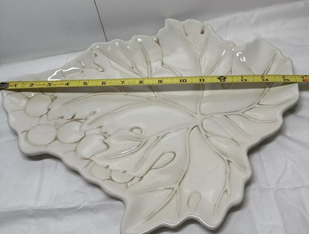 Roscher & Co Vineyard Collection Stoneware White Serving Platter Tray