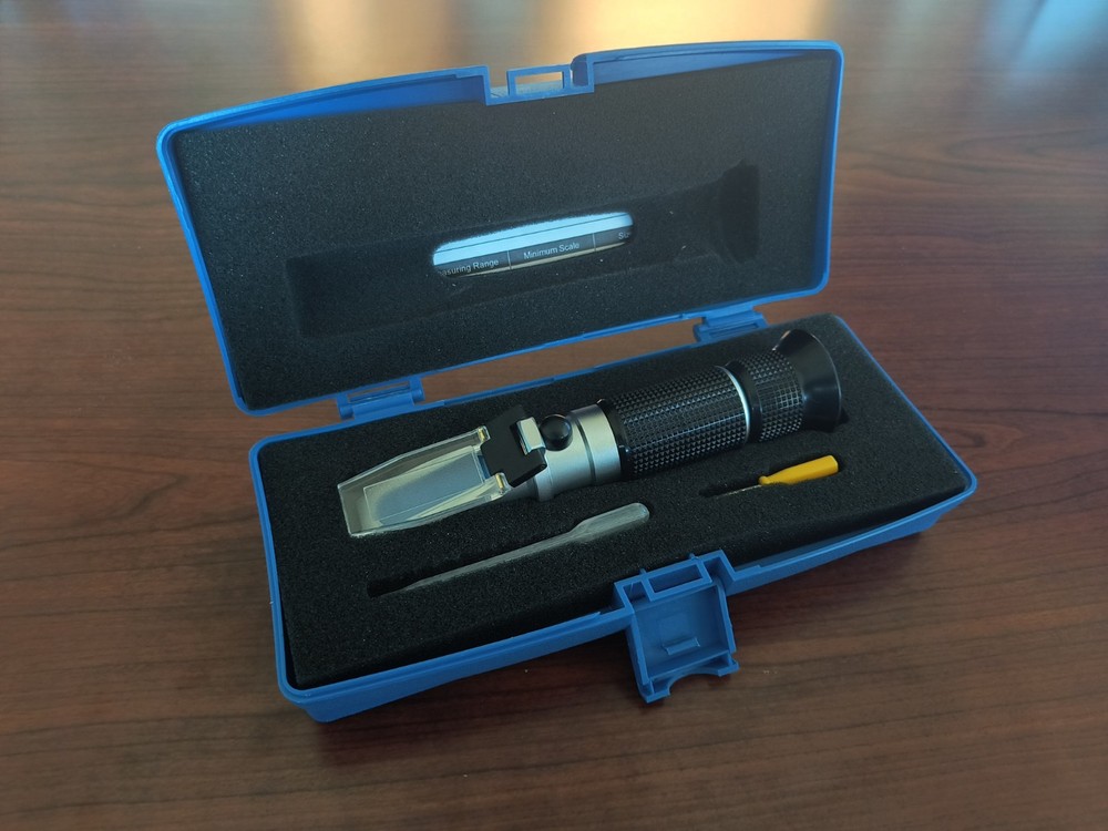 Portable Handheld Refractometer - 0 to 20% Brix HT112ATC