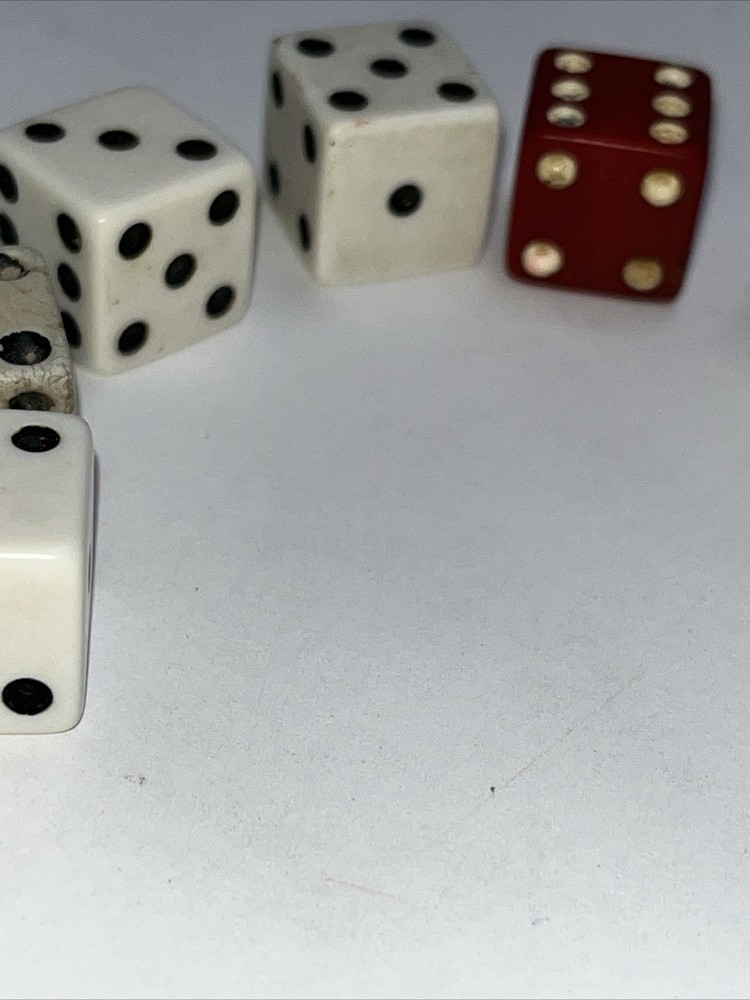 Mixed Lot Of Vintage Dice