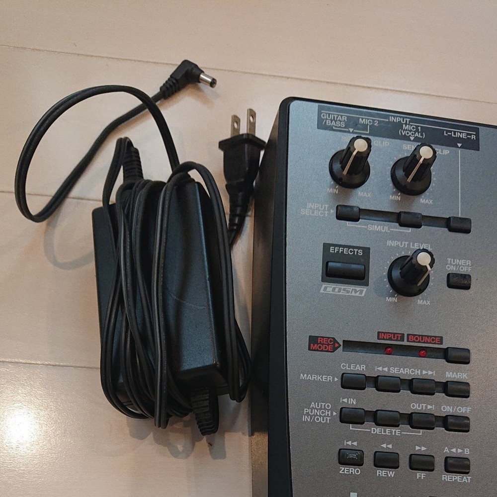 BOSS BR-8 Multi-Track Recorder (MTR) Digital Recorder (Junk)