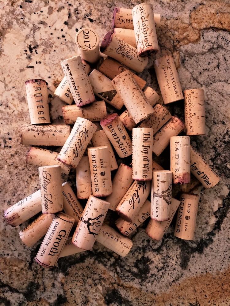 ALL NATURAL CORKS NAPA & SONOMA High End Fine Wineries Assorted Wedding Craft