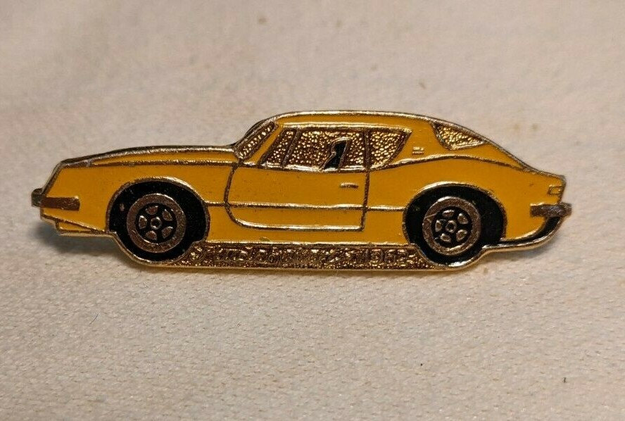 Studebaker Avanti Pin