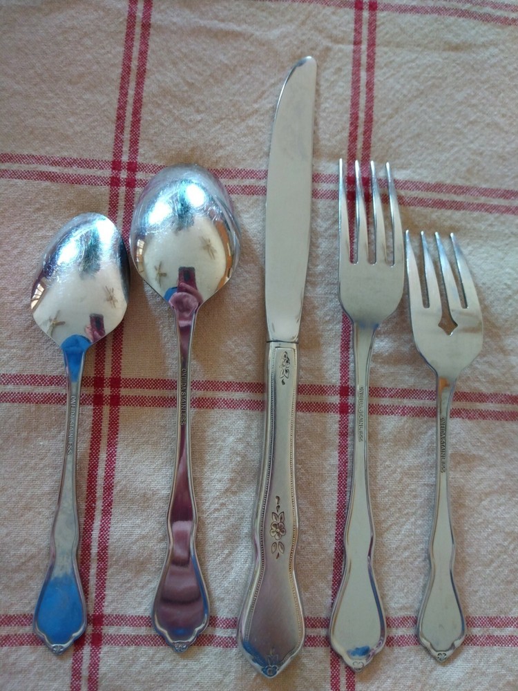 Oneida MORNING BLOSSOM PROFILE- Stainless Flatware - 5 Piece Set burnished