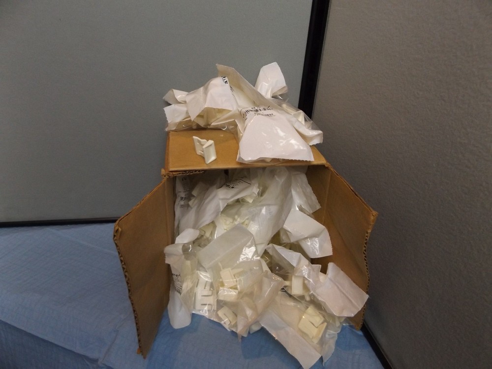 Shelf Pins, Clips, Plastic 152 count Cabinet Makers lot