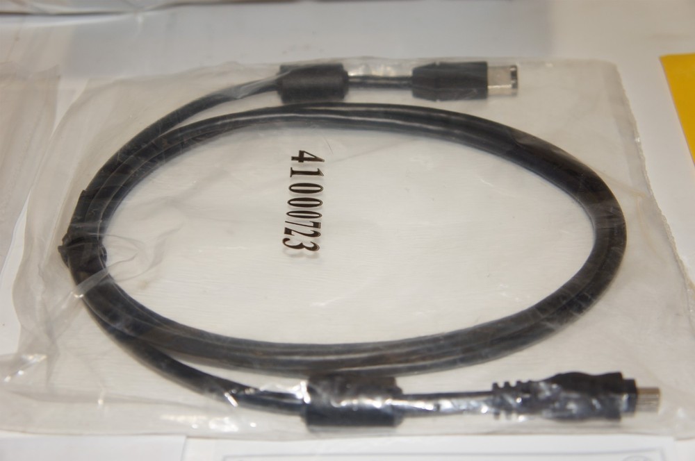 Pinnacle Studio MovieBox Video A/V Input Adapter to USB *OPEN BOX*