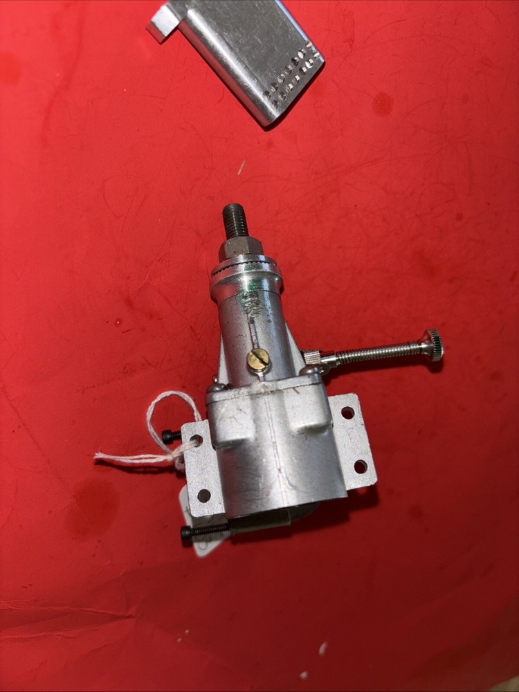 ENYA 29 5224 STUNT ENGINE & T-MUFFLER COMPLETE NICE #103