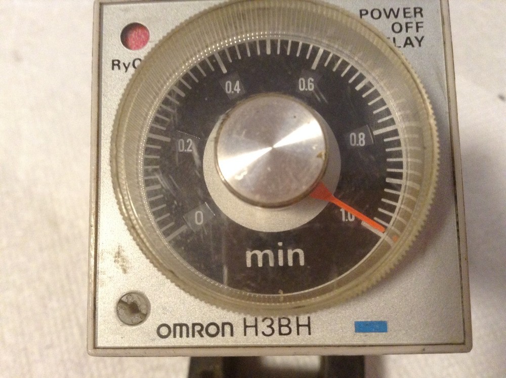 Omron H3BH-8 Timer 0.5 To 10 min