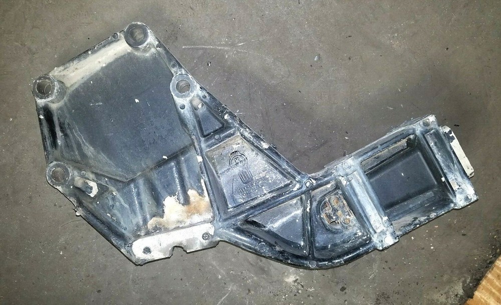KENWORTH T-2000 FRAME HORN B11-1000-1R