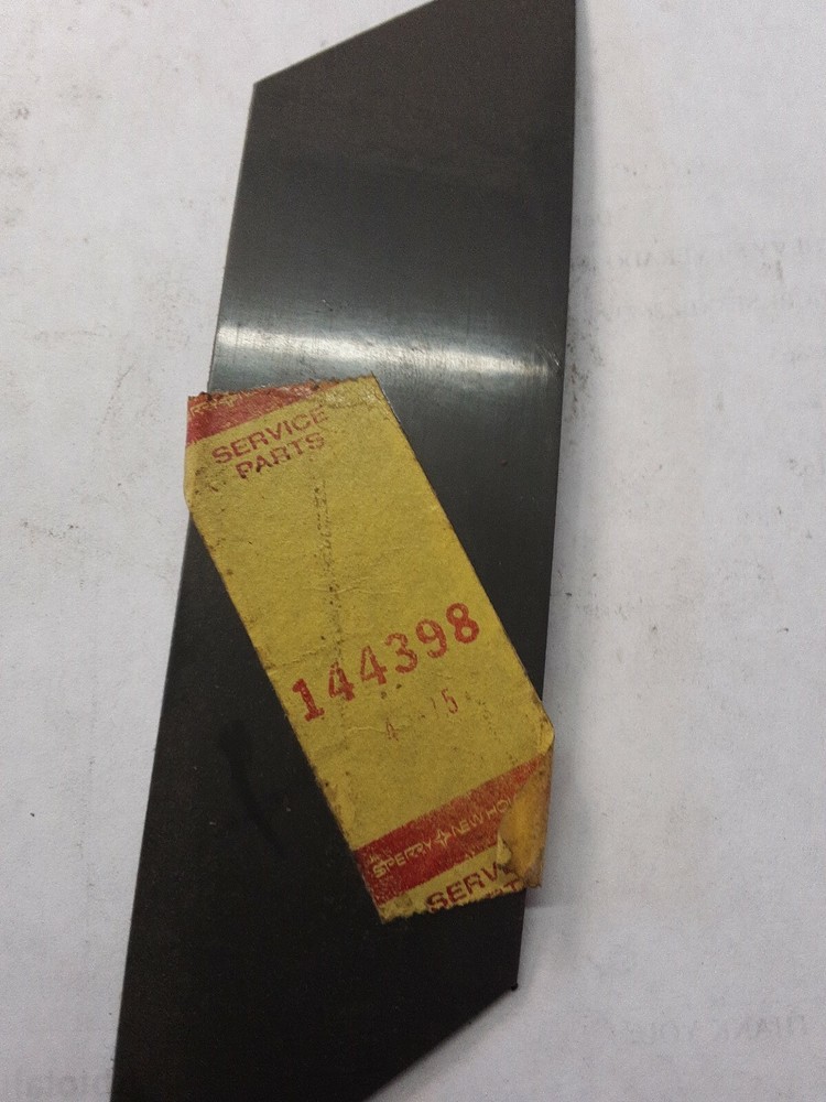 144398 Nee New Holland