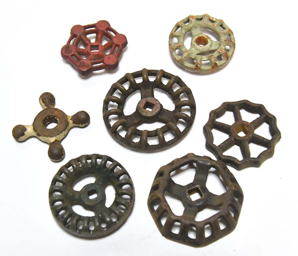 7 VINTAGE INDUSTRIAL VALVE HANDLES FAUCET KNOBS STEAMPUNK