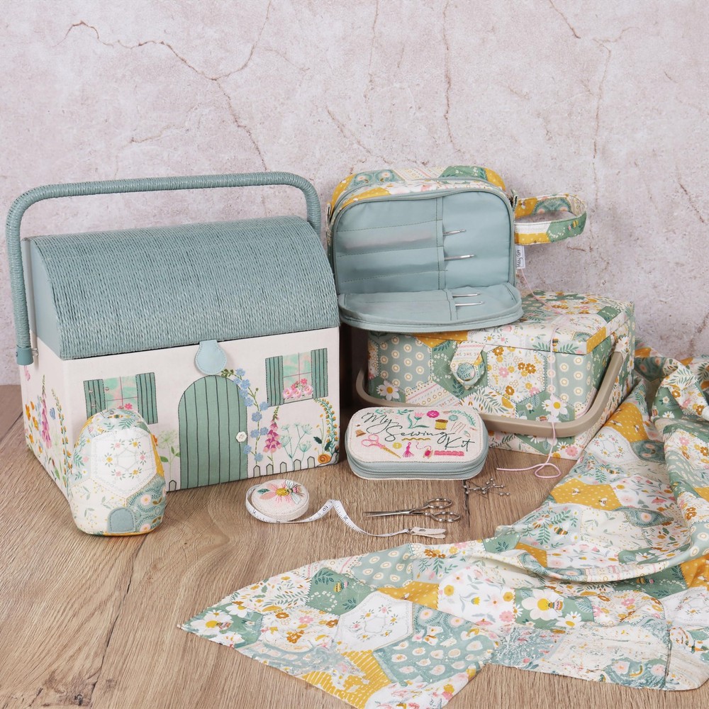 Hobby Gift Medium Sewing Box Craft Storage Box with Handle Internal Accessori...