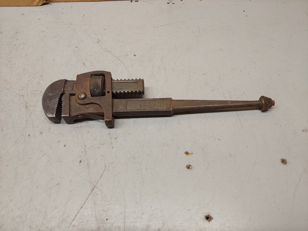 Vintage Stillson Walworth # 14 Adjustable Pipe Wrench