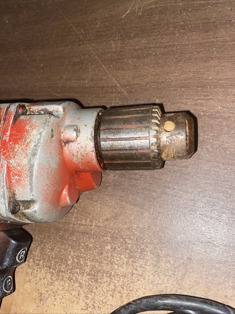 BLACK & DECKER PROFESSIONAL FORWARD/REVERSE DRILL 1317 TYPE 100