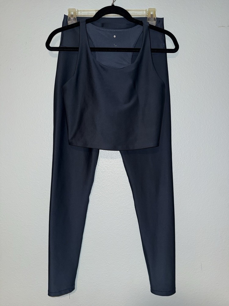 Apana Blue/Teal Leggings and Top BUNDLE. Size Medium Great Condition