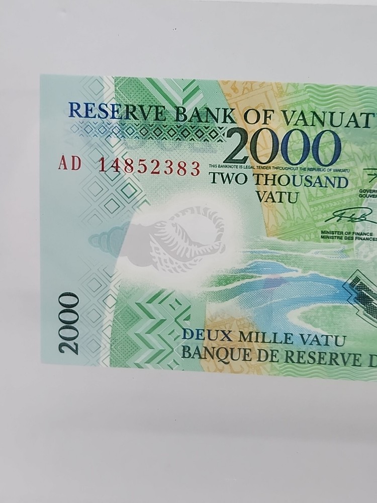 Vanuatu, 2000 Vatu, 2014, POLYMER, Birds