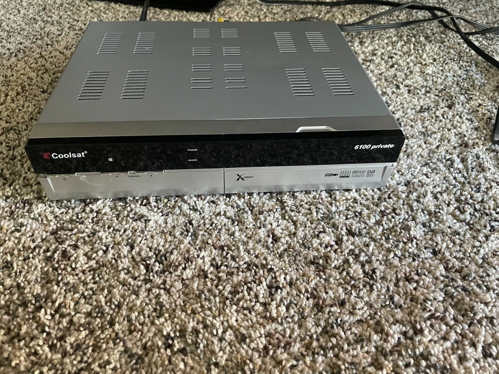 Coolsat 6100 Sattelite Receiver - with Remote Control-Pre-owned- Working